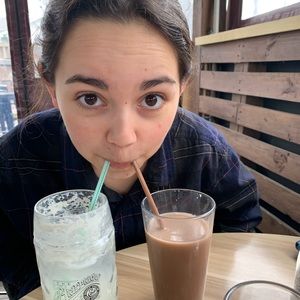 Meet your Posher, Andrina